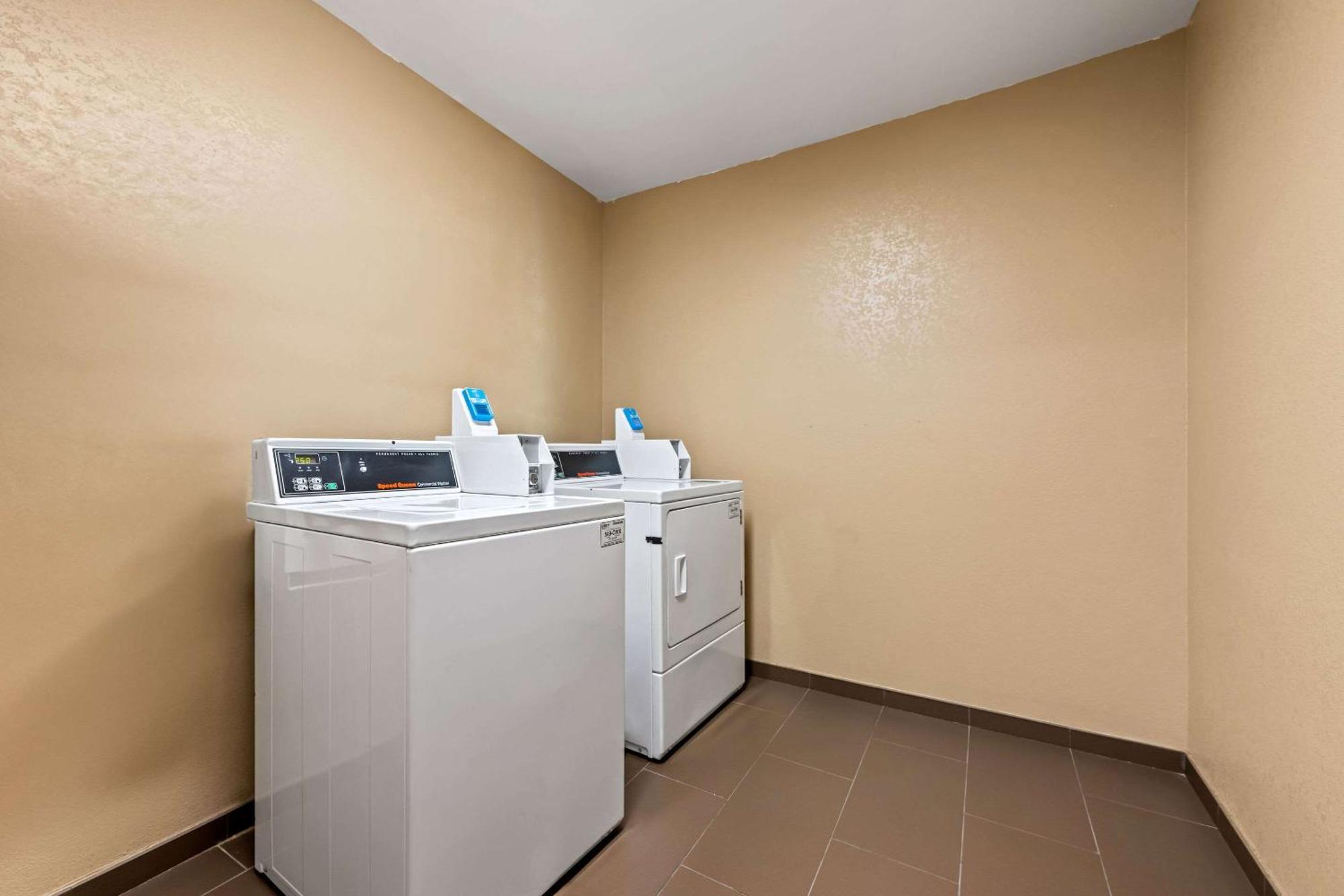 Comfort Suites Cullman I-65 Exit 310 Eksteriør bilde